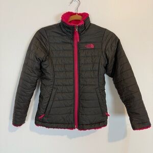 The North Face Girls Dark Gray/hot Pink Reversible Mossbud Jacket Size M 10-12